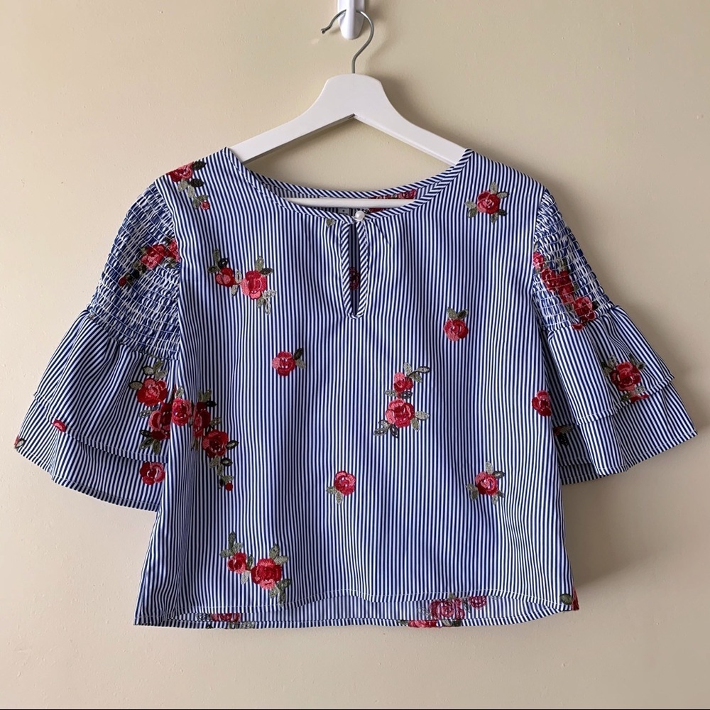 Cropped Blouse with Floral Embroidery